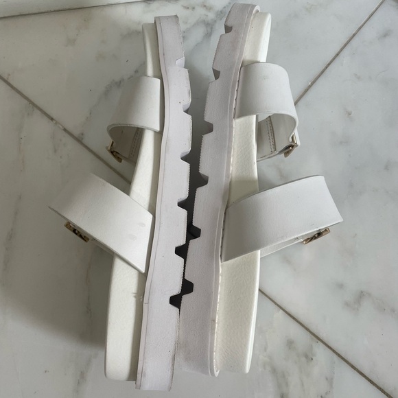 Raye, Clifton white platform dual buckle strap summer vacation sandals sz 7.5-8 - Picture 6 of 8